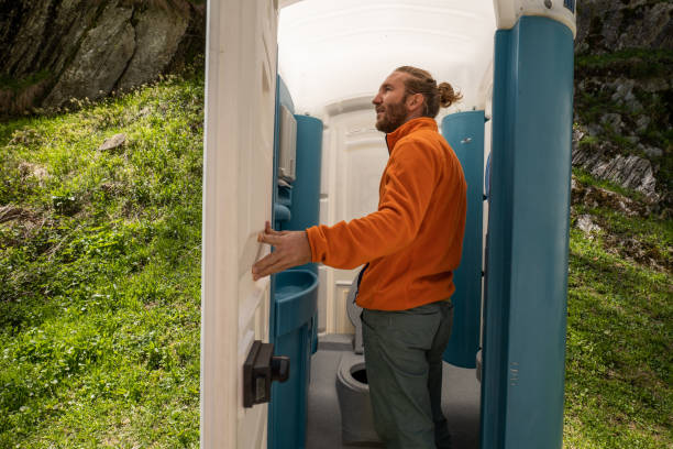 Porta potty delivery and setup in Montclair State University, NJ